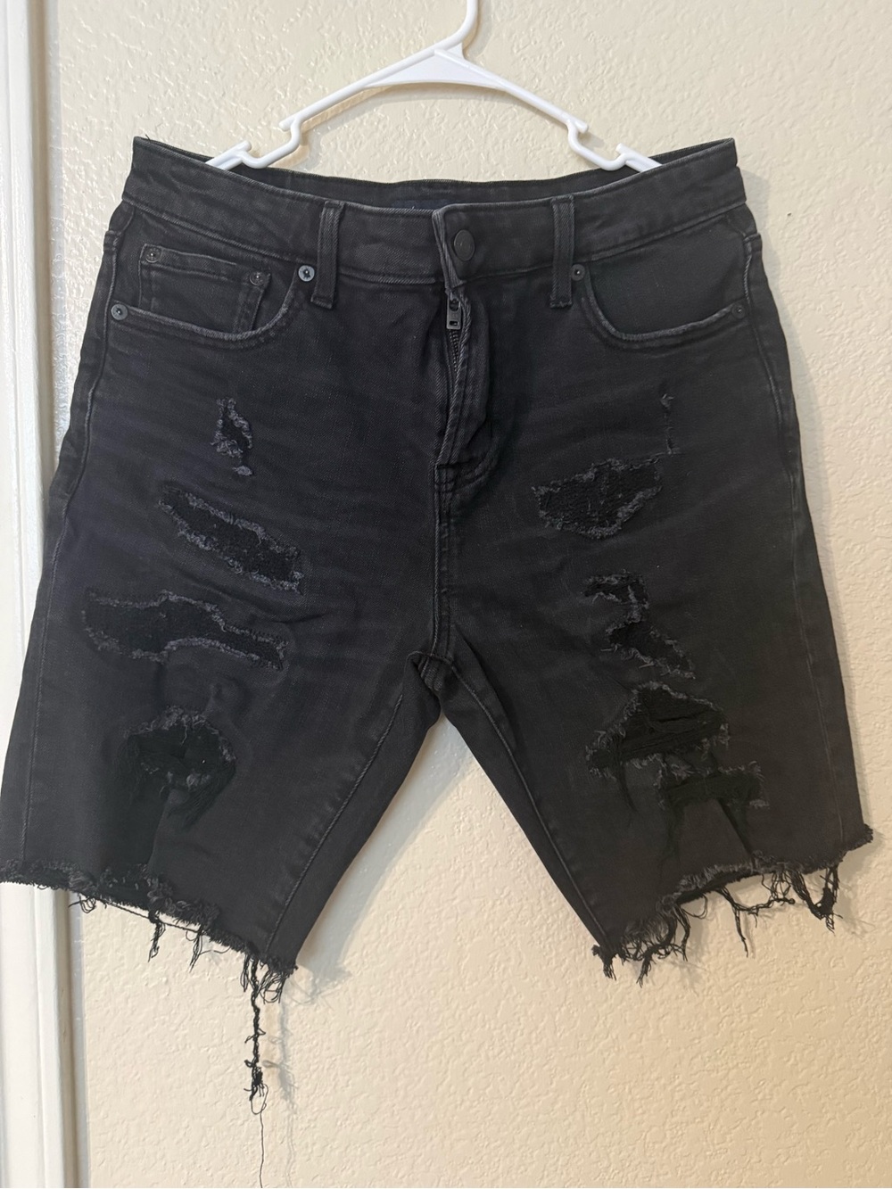 Aeropostale Men's Black Distressed Denim Jean Shorts